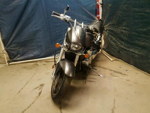 JS1VY55A0E2100117 - 2014 SUZUKI VZ1500 GRAY photo 2