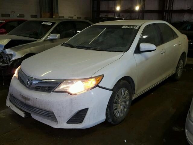 4T1BF1FK7CU535244 - 2012 TOYOTA CAMRY BASE WHITE photo 2