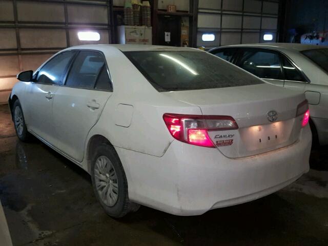 4T1BF1FK7CU535244 - 2012 TOYOTA CAMRY BASE WHITE photo 3