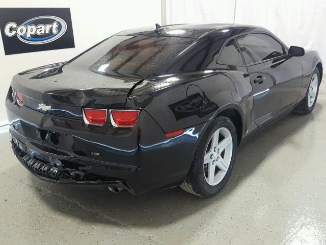 2G1FB1ED1B9112653 - 2011 CHEVROLET CAMARO LT BLACK photo 4