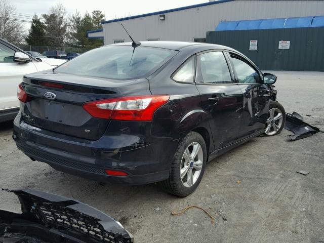 1FADP3F22DL342986 - 2013 FORD FOCUS SE BLACK photo 4