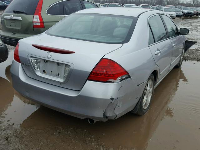 1HGCM56737A093587 - 2007 HONDA ACCORD EX SILVER photo 4