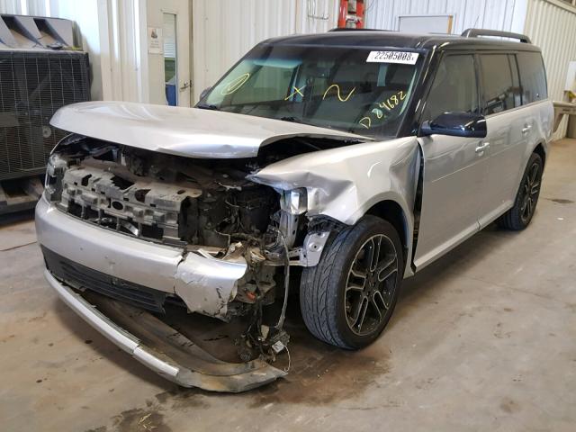 2FMGK5C85DBD24682 - 2013 FORD FLEX SEL SILVER photo 2