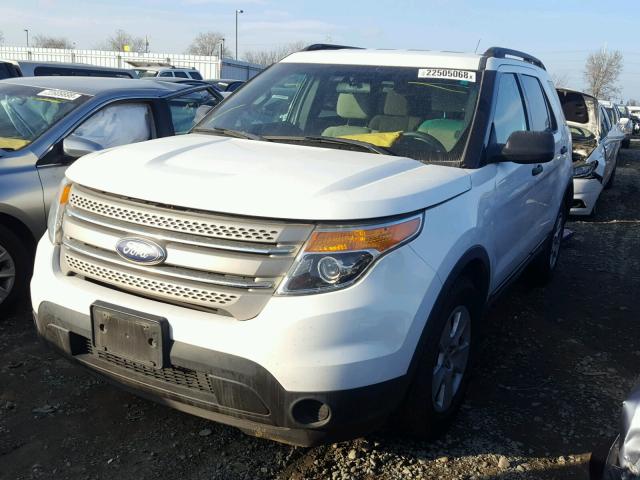 1FM5K7B9XDGB15296 - 2013 FORD EXPLORER WHITE photo 2