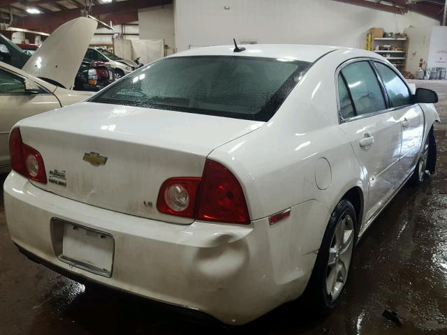 1G1ZG57B694227568 - 2009 CHEVROLET MALIBU LS WHITE photo 4