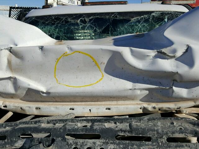 1GD522CG6DZ341551 - 2013 GMC SIERRA K35 WHITE photo 7