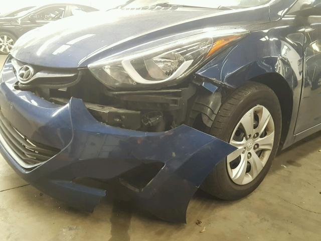 5NPDH4AE1GH700408 - 2016 HYUNDAI ELANTRA SE BLUE photo 9