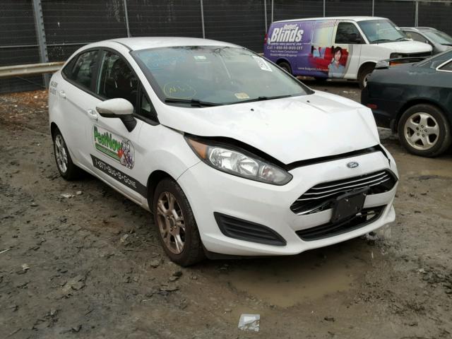 3FADP4BJ2FM141139 - 2015 FORD FIESTA SE WHITE photo 1