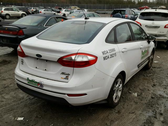 3FADP4BJ2FM141139 - 2015 FORD FIESTA SE WHITE photo 4