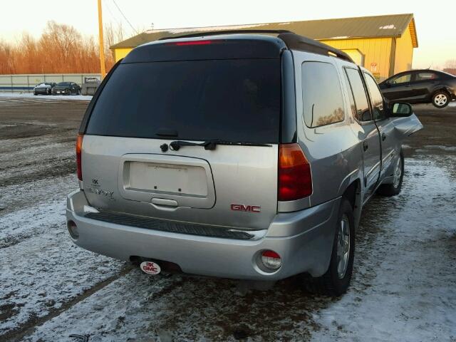 1GKET16S456107637 - 2005 GMC ENVOY XL SILVER photo 4