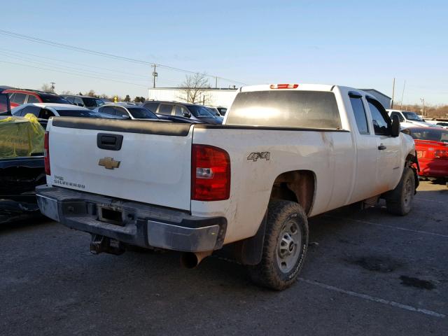 1GC2KVC88DZ246863 - 2013 CHEVROLET SILVERADO WHITE photo 4