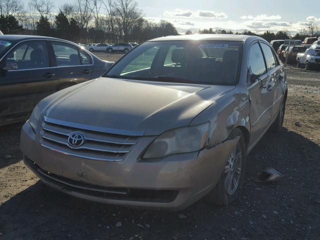 4T1BK36B16U154565 - 2006 TOYOTA AVALON XL TAN photo 2