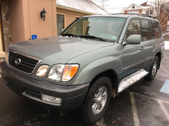 JTJHT00W113503046 - 2001 LEXUS LX 470 GRAY photo 2