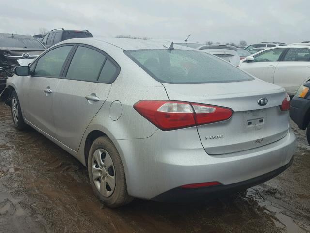 KNAFK4A68G5533772 - 2016 KIA FORTE LX SILVER photo 3