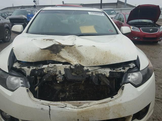 JH4CU2F68AC024960 - 2010 ACURA TSX WHITE photo 9