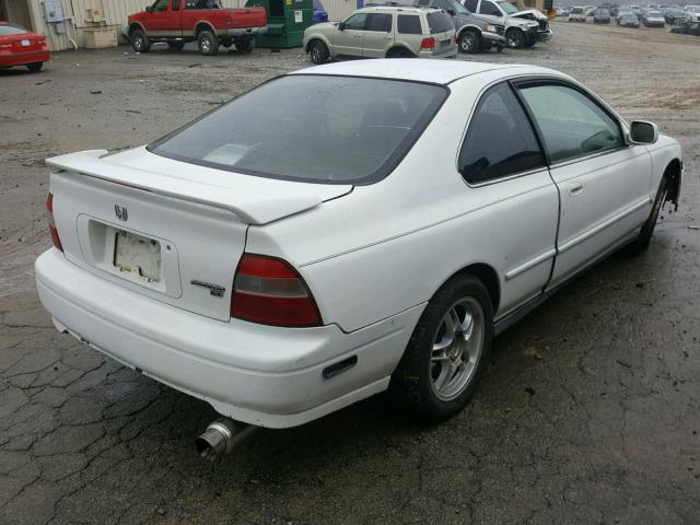 1HGCD7166RA034787 - 1994 HONDA ACCORD EX WHITE photo 4