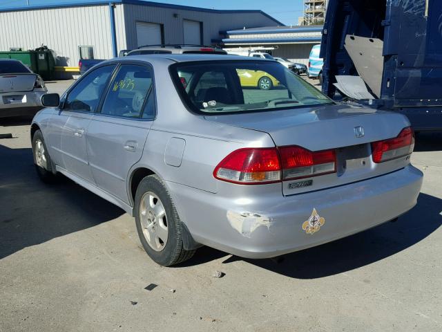 1HGCG165X2A002161 - 2002 HONDA ACCORD EX SILVER photo 3