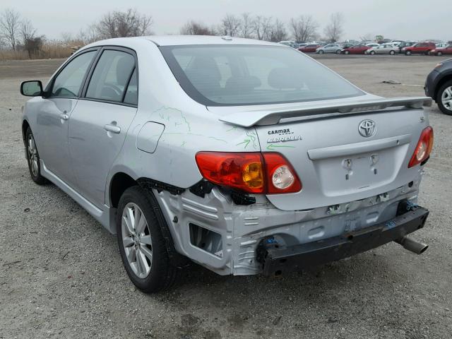 2T1BU4EE4AC260210 - 2010 TOYOTA COROLLA BA SILVER photo 3