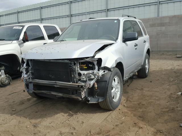 1FMCU9DG1CKA23627 - 2012 FORD ESCAPE XLT SILVER photo 2