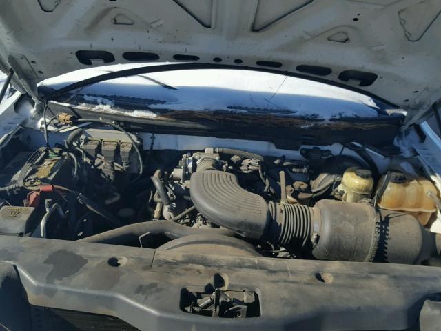 1FTRF12W26NB26675 - 2006 FORD F150 WHITE photo 7