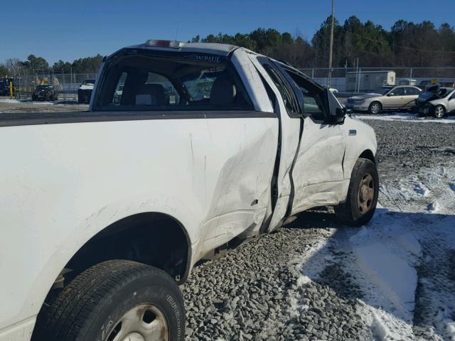 1FTRF12W26NB26675 - 2006 FORD F150 WHITE photo 9