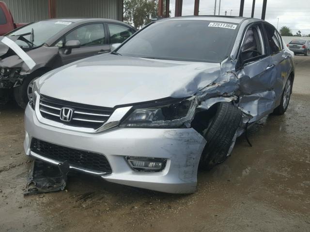 1HGCR2F89DA191978 - 2013 HONDA ACCORD EXL SILVER photo 2