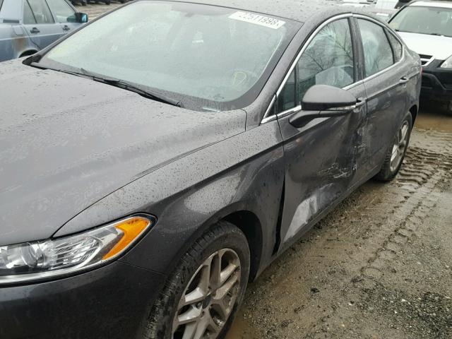 3FA6P0HD4GR343195 - 2016 FORD FUSION SE GRAY photo 2