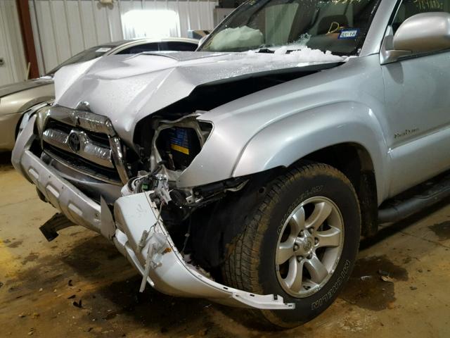 JTEZU14R170084877 - 2007 TOYOTA 4RUNNER SR SILVER photo 9