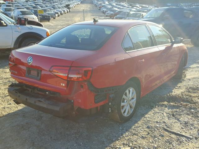 3VWD07AJ1FM251355 - 2015 VOLKSWAGEN JETTA SE RED photo 4