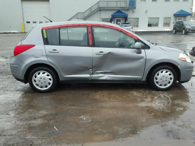 3N1BC13E99L382383 - 2009 NISSAN VERSA S GRAY photo 9