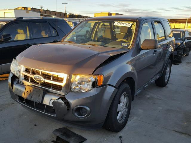 1FMCU0C77CKB30727 - 2012 FORD ESCAPE XLS GRAY photo 2