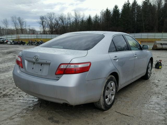 4T1BE46K37U686818 - 2007 TOYOTA CAMRY NEW SILVER photo 4