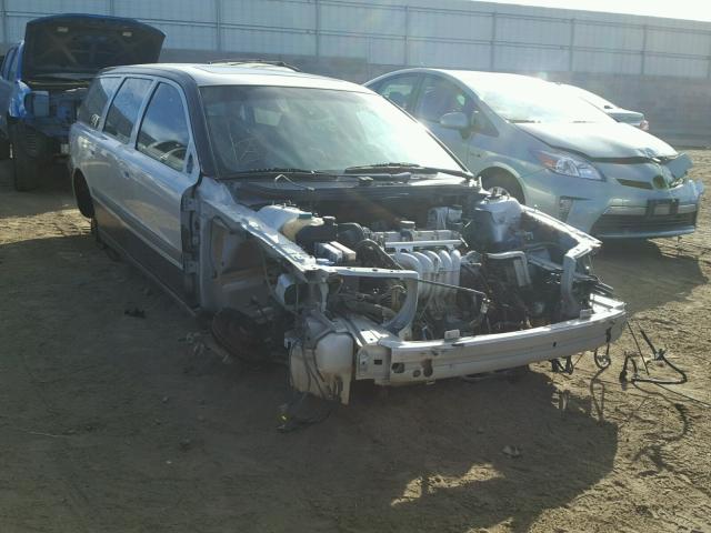 YV1SW61T442441203 - 2004 VOLVO V70 SILVER photo 1