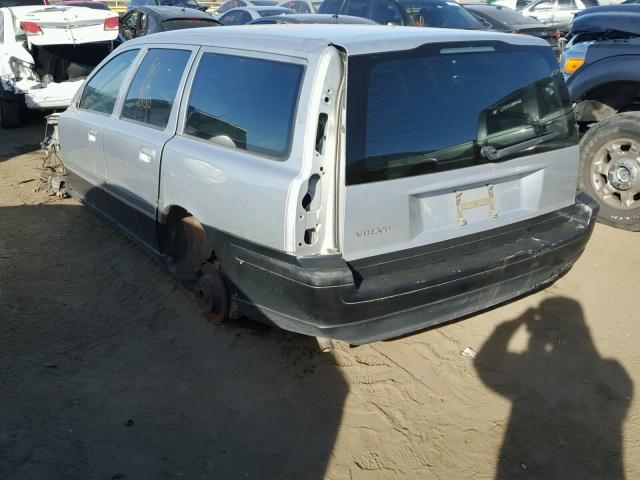 YV1SW61T442441203 - 2004 VOLVO V70 SILVER photo 3