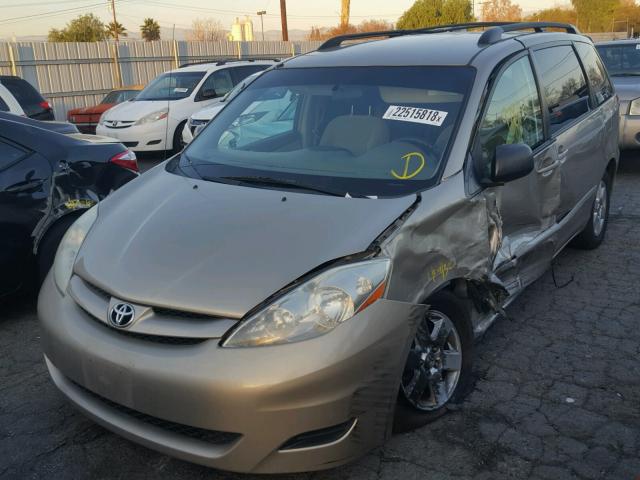 5TDZA23C56S398978 - 2006 TOYOTA SIENNA CE GOLD photo 2