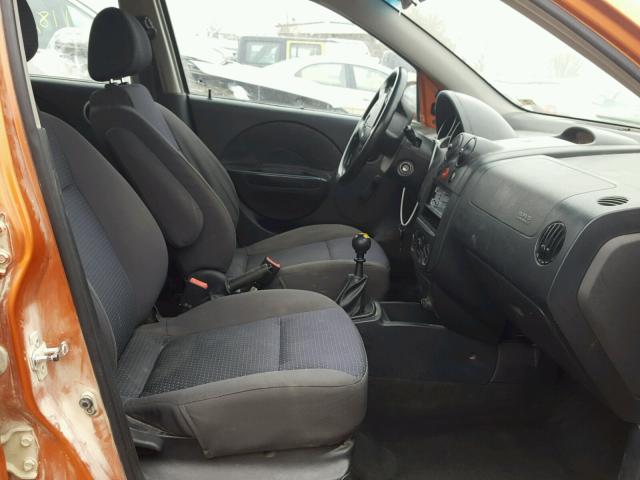 KL1TD66698B090658 - 2008 CHEVROLET AVEO BASE ORANGE photo 5