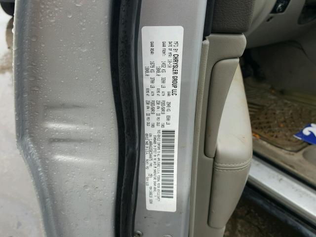 1J4RR4GG5BC544075 - 2011 JEEP GRAND CHER SILVER photo 10