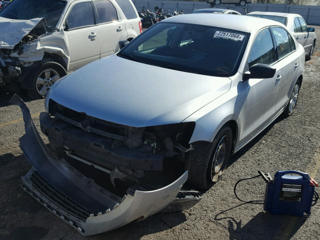 3VW1K7AJXBM023152 - 2011 VOLKSWAGEN JETTA BASE 银色 照片 2