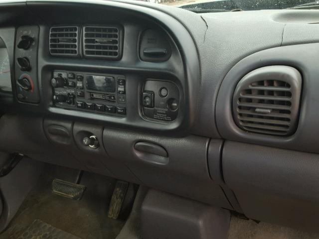 3B7HC13Z0WG133937 - 1998 DODGE RAM 1500 GREEN photo 9