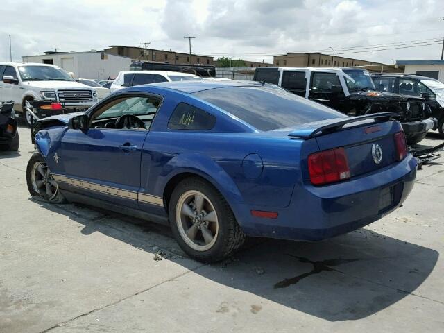 1ZVFT80NX65145504 - 2006 FORD MUSTANG BLUE photo 3