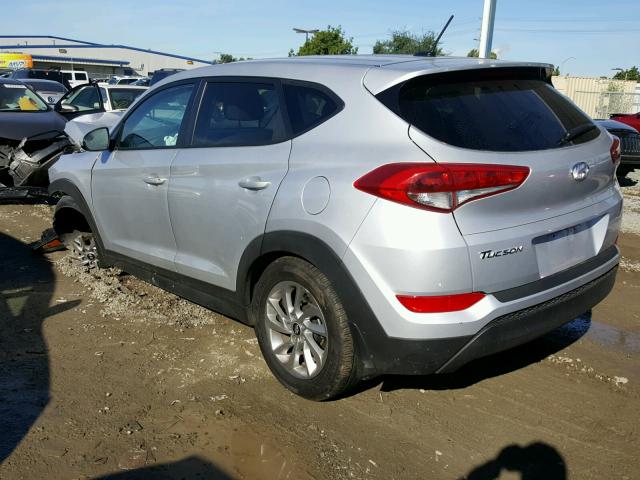 KM8J23A41GU206928 - 2016 HYUNDAI TUCSON SE SILVER photo 3