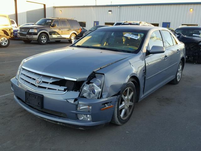 1G6DW677670138726 - 2007 CADILLAC STS BLUE photo 2