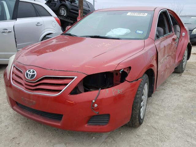 4T1BF3EK8AU085842 - 2010 TOYOTA CAMRY BASE RED photo 2