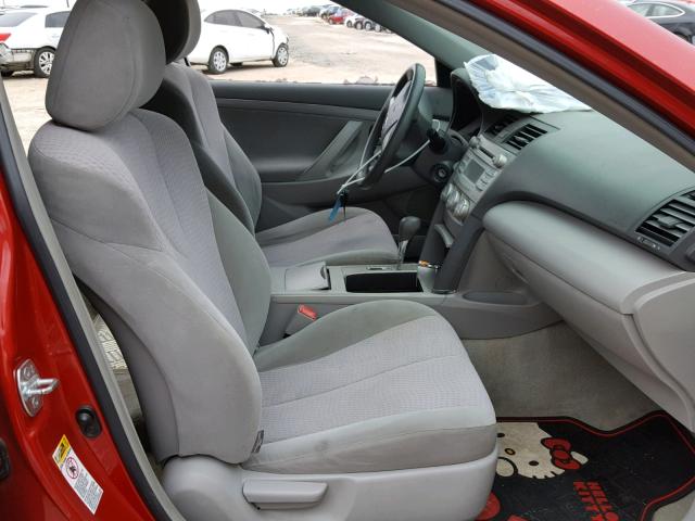 4T1BF3EK8AU085842 - 2010 TOYOTA CAMRY BASE RED photo 5