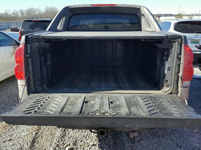 3GNEC13T43G256996 - 2003 CHEVROLET AVALANCHE TAN photo 6