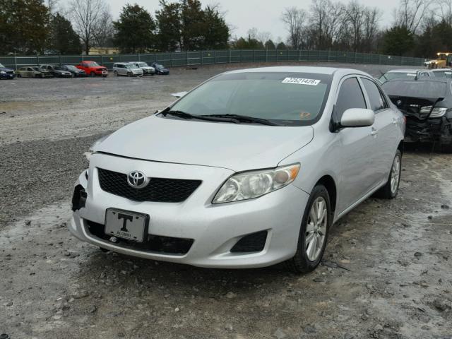 1NXBU4EE3AZ183909 - 2010 TOYOTA COROLLA BA SILVER photo 2