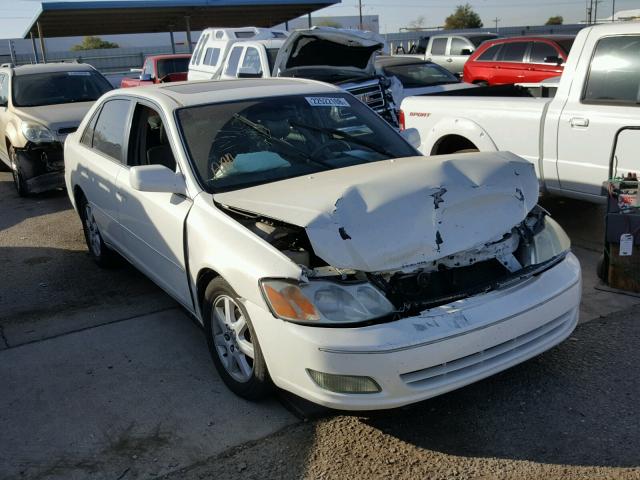 4T1BF28B22U211457 - 2002 TOYOTA AVALON XL WHITE photo 1