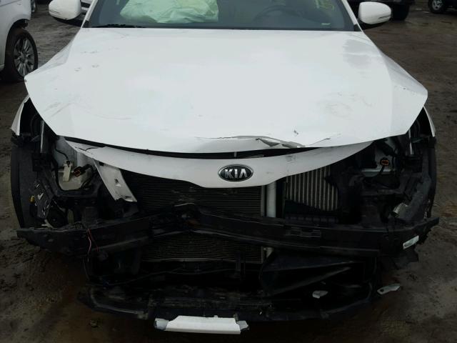 5XXGR4A64DG118796 - 2013 KIA OPTIMA SX WHITE photo 7