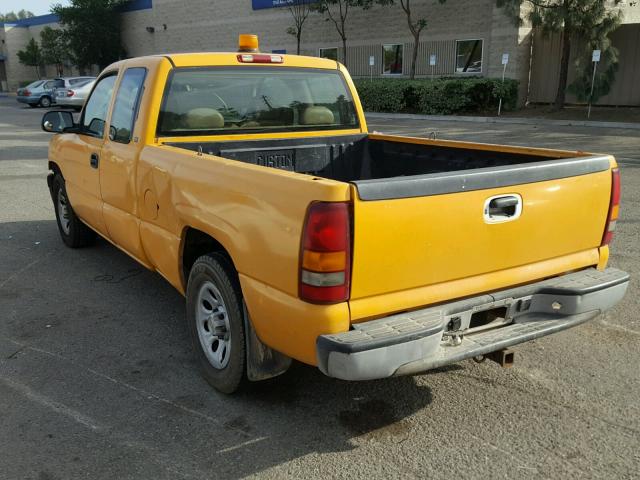 2GCEC19V8X1136280 - 1999 CHEVROLET SILVERADO YELLOW photo 3