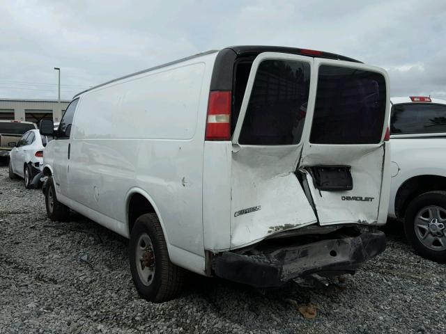 1GCHG39U641174337 - 2004 CHEVROLET EXPRESS G3 WHITE photo 3